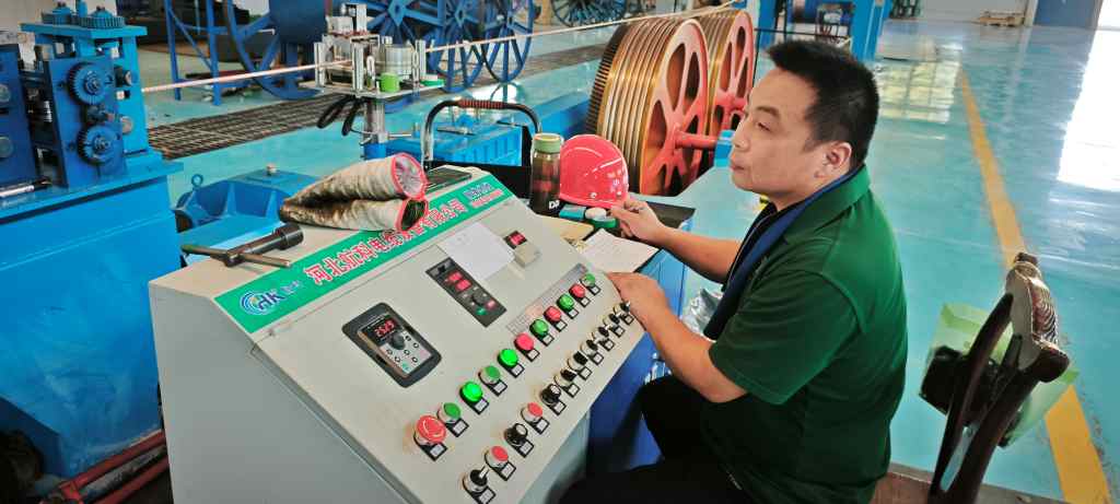 光伏板能用铝线吗？一文带你深入了解光伏板铝线使用情况